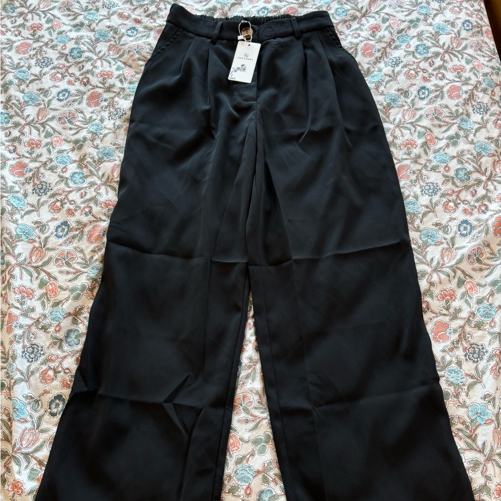 Lillusory • Black Wide Leg Trousers • High Waisted • NWT